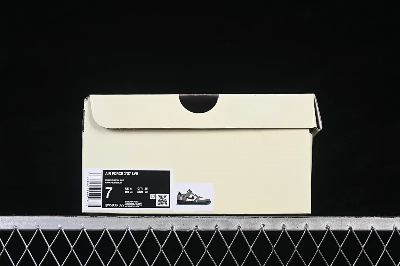All categories Nk Air Force 1 Air Force series Nk Air Force 1 Low Air Force low-top Nike Air Force 1'07 Low joint black, green and blue Air Force low-top casual sneakers QW5836-022